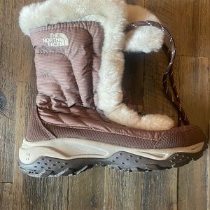 North Face Snow Boots, kids size 3